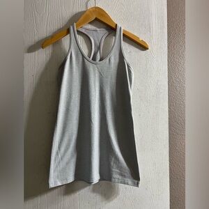 Ivivva Lululemon  Gray Keep Your Cool Workout Tank Top Girls Sz 14
